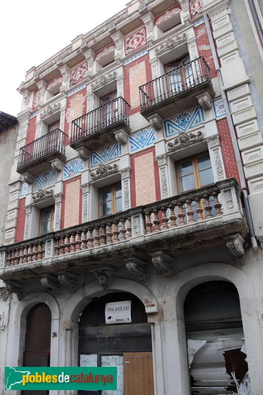 Manlleu - Carrer del Pont, 36