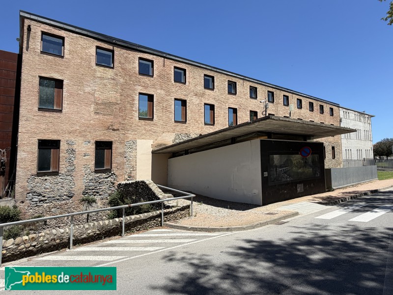 Manlleu - Fàbrica de Can Sanglas