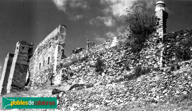 Falset - Castell. Edifici de l'Arxiu Comarcal, abans de la reforma