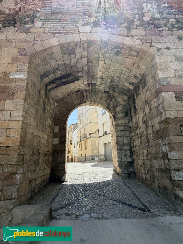 Falset - Portal del Bou