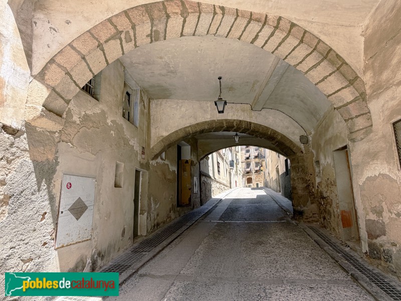Falset - Carrer dels Arcs