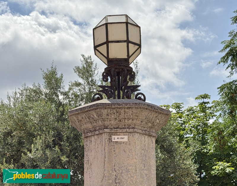 Castellar del Vallès - Font de la Plaça Major