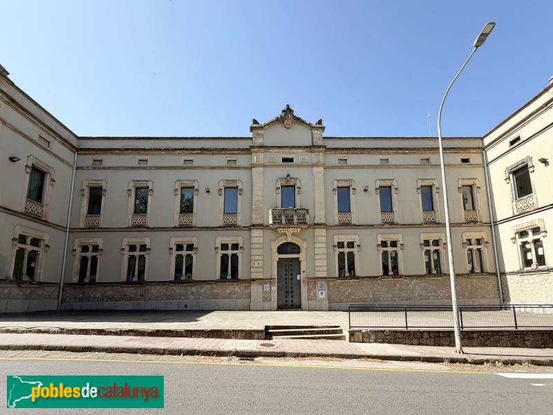 Falset - Escola Antoni Vilanova