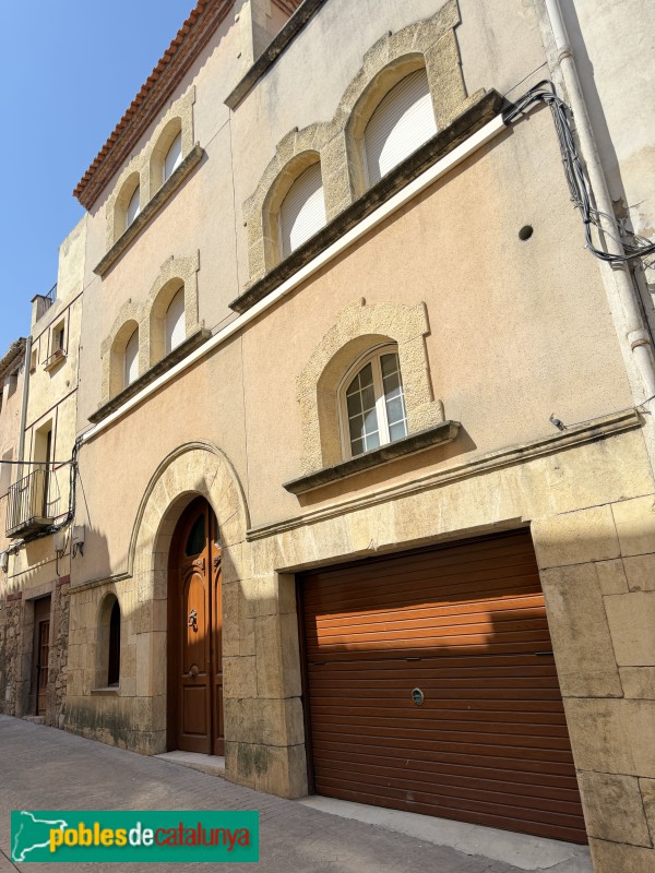 Ulldemolins - Carrer Major, 19