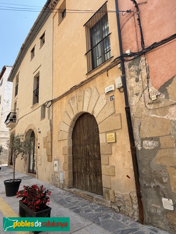 Cornudella de Montsant - Cal Toval (Museu Peris - Aragonès)