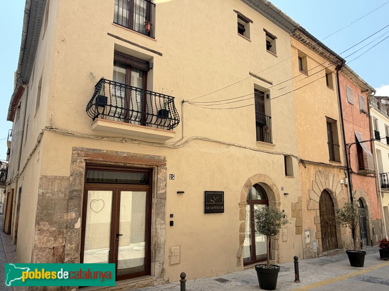 Cornudella de Montsant - Carrer Major, 15