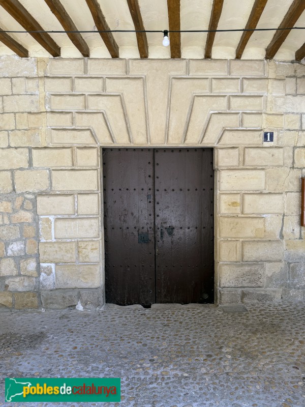 Cornudella de Montsant - Plaça de la Vila, 1