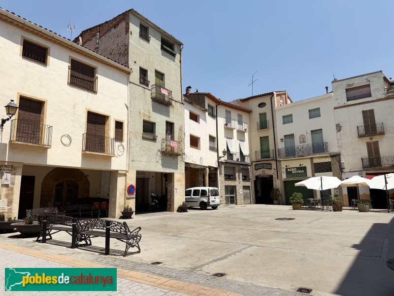 Cornudella de Montsant - Plaça de la Vila