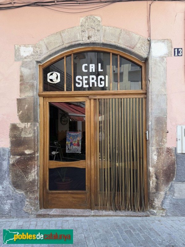 Cornudella de Montsant - Plaça de la Vila, 13