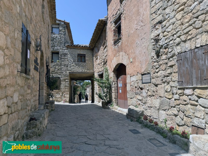 Cornudella de Montsant - Siurana. Plaça Vella
