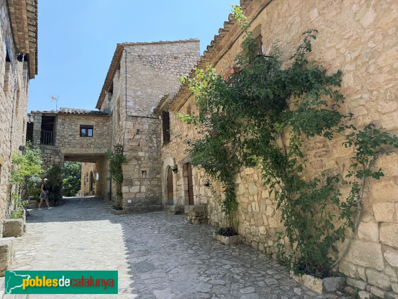 Cornudella de Montsant - Siurana. Plaça Vella