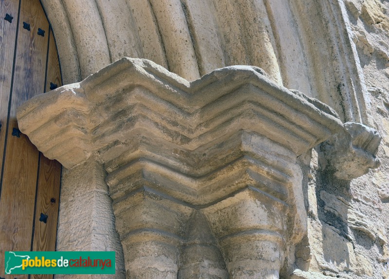 La Morera de Montsant - Església de la Nativitat. Portada romànica