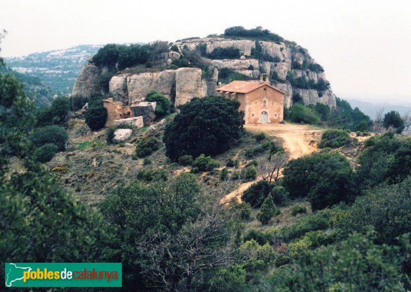 La Morera de Montsant - Ermita de Santa Maria de Montsant (Foto: <i>Jordi Contijoch -invarquit.cultura.gencat.cat-</i>, 2007) La Morera de Montsant - Ermita de Santa Maria de Montsant