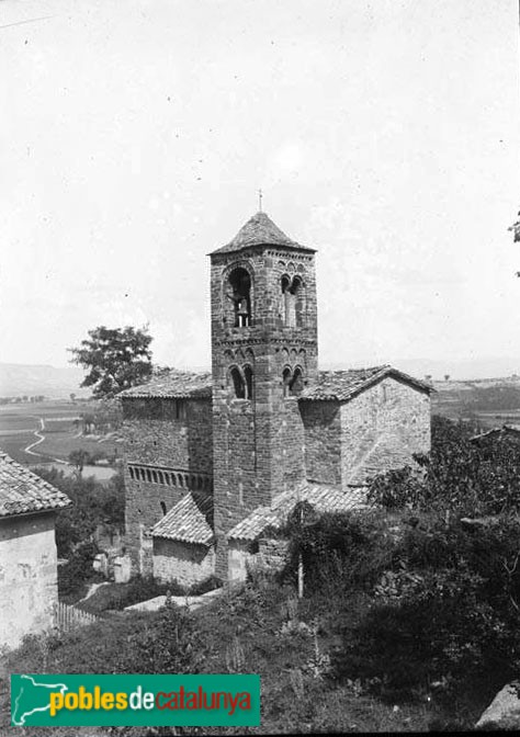 Tavèrnoles - Església de Sant Esteve (Foto: Josep Massot, -Arxiu Fotogràfic Centre Excursionista de Catalunya, c.1909) Tavèrnoles - Església de Sant Esteve