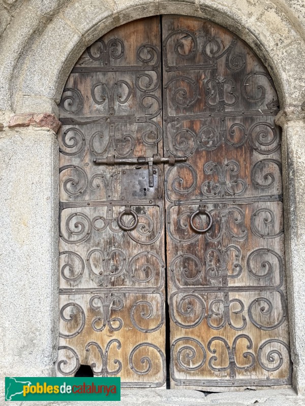 Meranges - Església de Sant Serni. Ferramenta de la porta