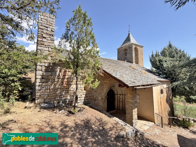 Isòvol - Església de Sant Pere d'Olopte