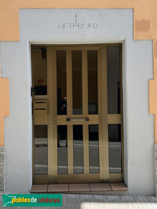 Sant Pere de Torelló - Portal de 1690