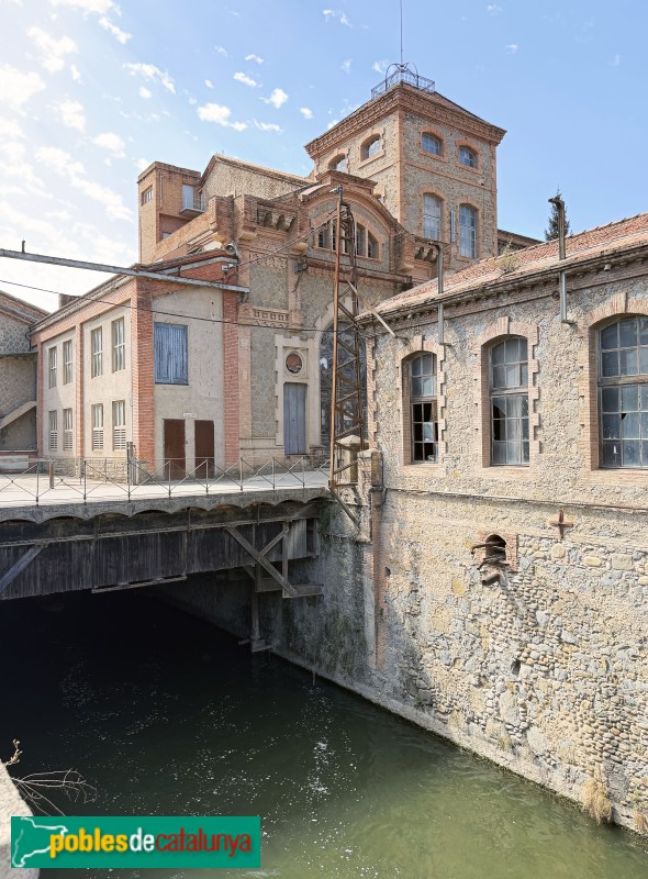 Sant Vicenç de Torelló - Colònia Borgonyà. Fàbrica antiga