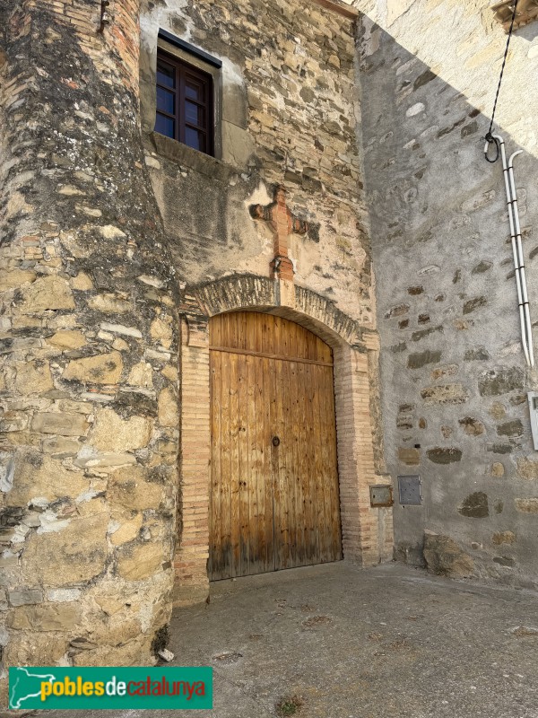 Castellbell i el Vilar - El Vilar. Portal de la Rector1a