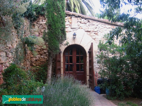 Begues - Can Sadurní (Foto: Albert Esteves, 2006) Begues - Can Sadurní