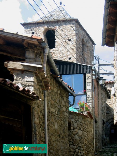 Músser - Església de Sant Fructuós (Foto: Albert Esteves, 2006) Músser - Església de Sant Fructuós