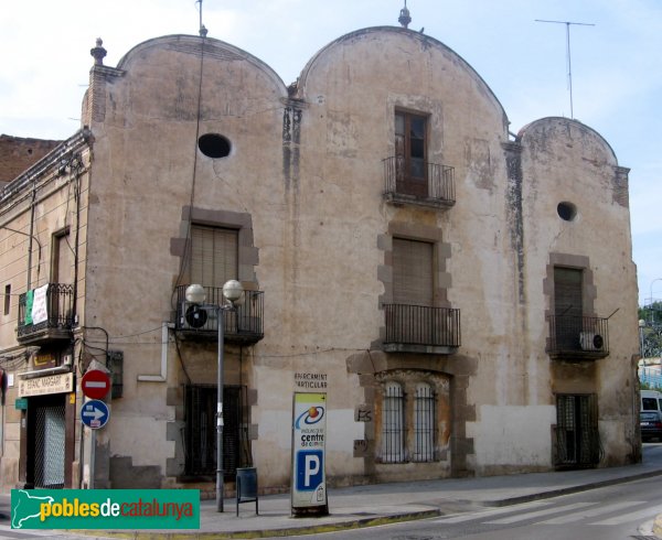 Molins de Rei - Can Roca (Foto: Albert Esteves, 2006) Molins de Rei - Can Roca