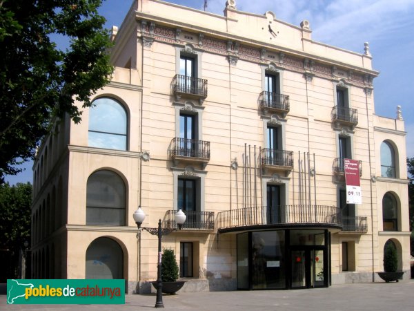 Olesa de Montserrat - Antic Hotel Gori (Ajuntament) (Foto: Albert Esteves, 2006) Olesa de Montserrat - Antic Hotel Gori (Ajuntament)