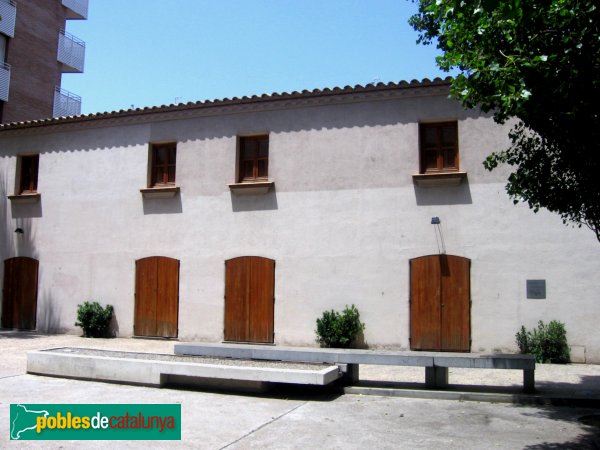 El Prat - Cases d'en Puig (Foto: Albert Esteves, 2006) El Prat - Cases d'en Puig