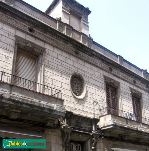 El Prat - Carrer Ferran Puig, 40 (Foto: Albert Esteves, 2006) El Prat - Carrer Ferran Puig, 40