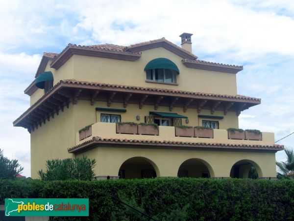 Sitges - Casa Corachán (Foto: Albert Esteves, 2006) Sitges - Casa Corachán