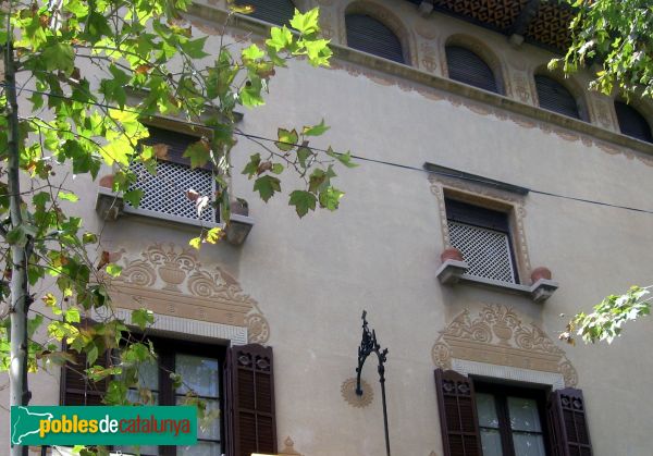 Vilanova i la Geltrú - Casa Sans de Gornal (Foto: Albert Esteves, 2006) Vilanova i la Geltrú - Casa Sans de Gornal