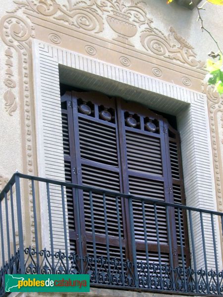 Vilanova i la Geltrú - Casa Sans de Gornal (Foto: Albert Esteves, 2006) Vilanova i la Geltrú - Casa Sans de Gornal