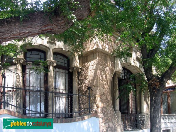 Vilanova i la Geltrú - Can Pahissa (Foto: Albert Esteves, 2006) Vilanova i la Geltrú - Can Pahissa