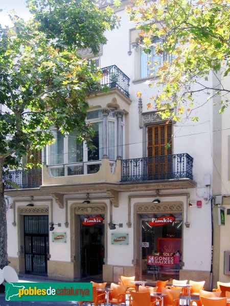 Vilanova i la Geltrú - Cal Juncosa (Foto: Albert Esteves, 2006) Vilanova i la Geltrú - Cal Juncosa