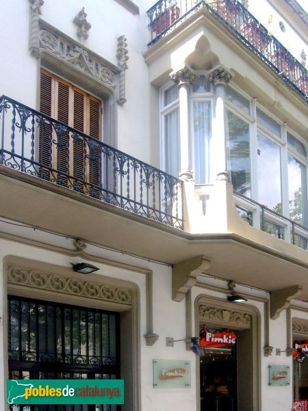 Vilanova i la Geltrú - Cal Juncosa (Foto: Albert Esteves, 2006) Vilanova i la Geltrú - Cal Juncosa