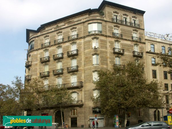 Barcelona - Casa Garriga (Passeig de Gràcia, 112) (Foto: Valentí Pons, 2008) Barcelona - Casa Garriga (Passeig de Gràcia, 112)